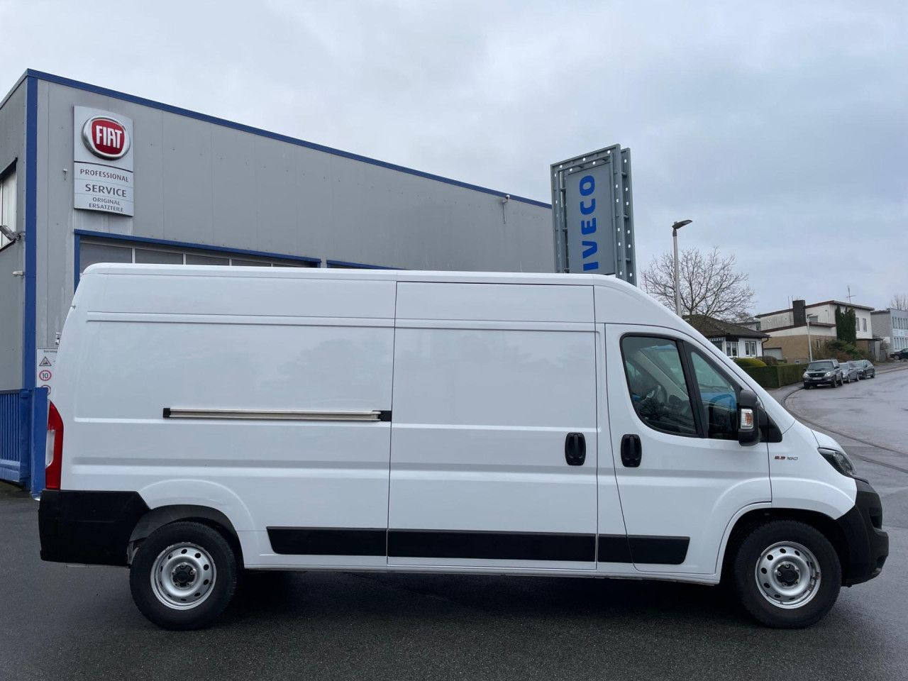 Fiat Ducato 35 180-MJet L4H2 Euro6 Klima AHK Navi ZV - Krovininis mikroautobusas: foto 3 Fiat Ducato 35 180-MJet L4H2 Euro6 Klima AHK Navi ZV - Krovininis mikroautobusas: foto 3