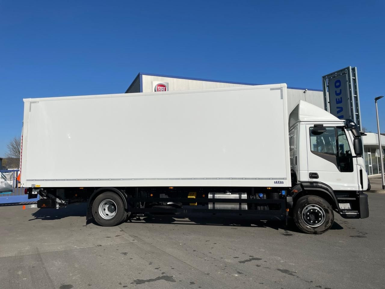 Iveco Eurocargo ML160E32 /P Euro6 Klima AHK Luftfeder - Furgonas sunkvežimis: foto 3 Iveco Eurocargo ML160E32 /P Euro6 Klima AHK Luftfeder - Furgonas sunkvežimis: foto 3