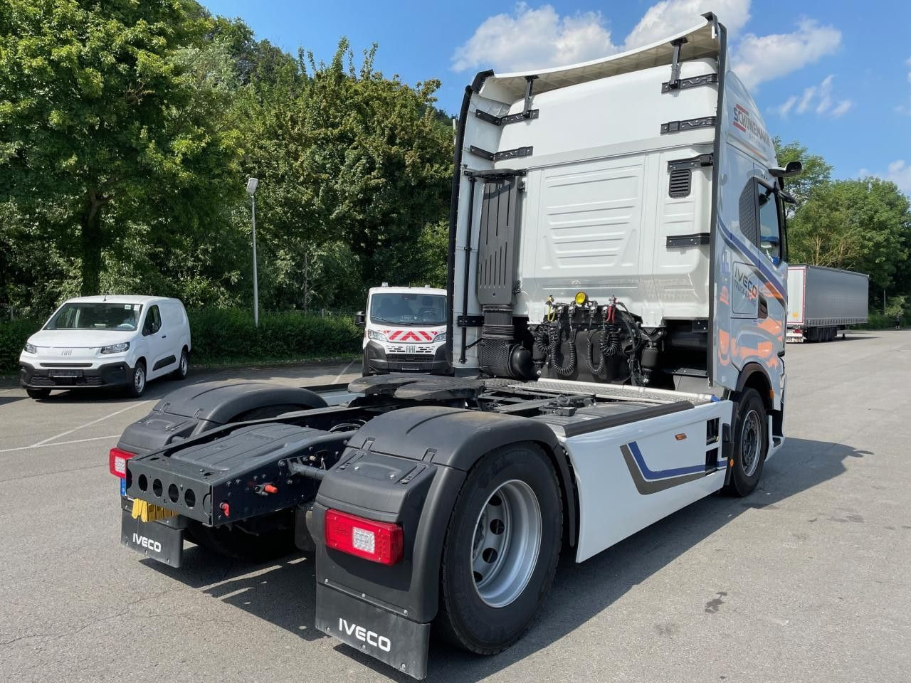 Iveco S-Way AS440S50T/P Euro6 Intarder Klima Navi ZV - Vilkikas: foto 4 Iveco S-Way AS440S50T/P Euro6 Intarder Klima Navi ZV - Vilkikas: foto 4