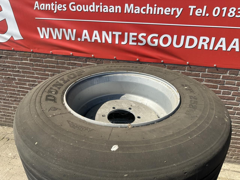 4 Banden 385/65/22.5 - Nieuw - Padanga - Sunkvežimis: foto 3 4 Banden 385/65/22.5 - Nieuw - Padanga - Sunkvežimis: foto 3