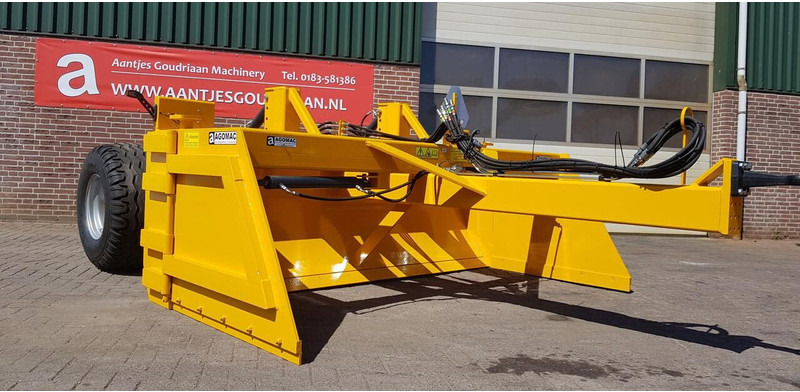 BIZON 3000 - Žemės dirbimo technika: foto 3 BIZON 3000 - Žemės dirbimo technika: foto 3
