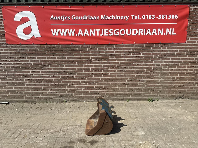 CW 10 - Kaušas: foto 1 CW 10 - Kaušas: foto 1