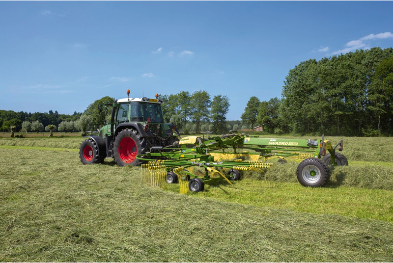 Krone Middenaflegharken met twee elementen - Šieno grėblys/ Vartytuvas: foto 2 Krone Middenaflegharken met twee elementen - Šieno grėblys/ Vartytuvas: foto 2