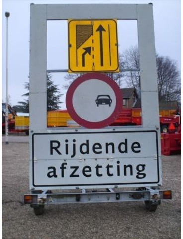 N2921 Verkeersgeleidingswagens - Platforminė/ Bortinė priekaba: foto 3 N2921 Verkeersgeleidingswagens - Platforminė/ Bortinė priekaba: foto 3