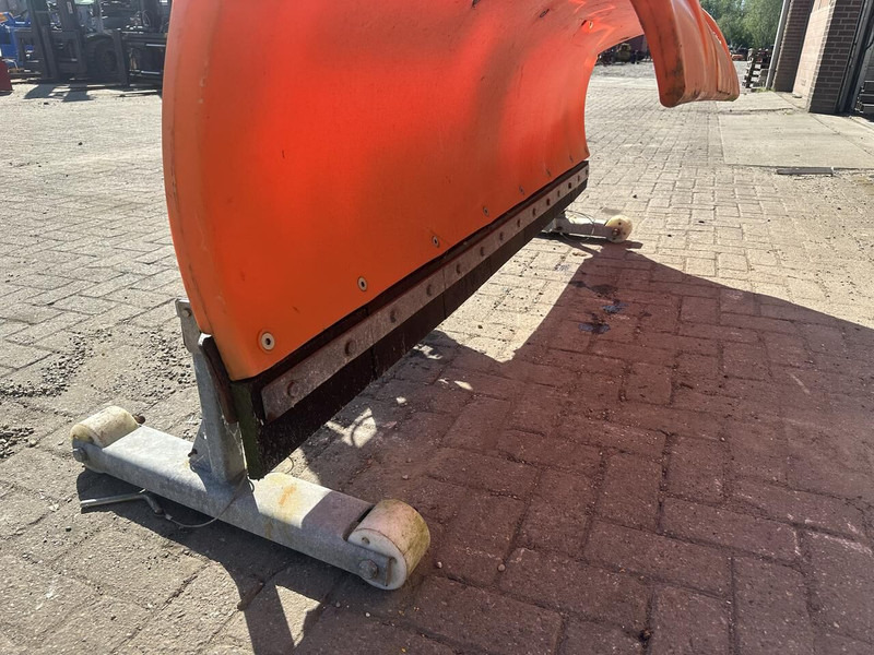 NIDO - Sniego peilis: foto 4 NIDO - Sniego peilis: foto 4