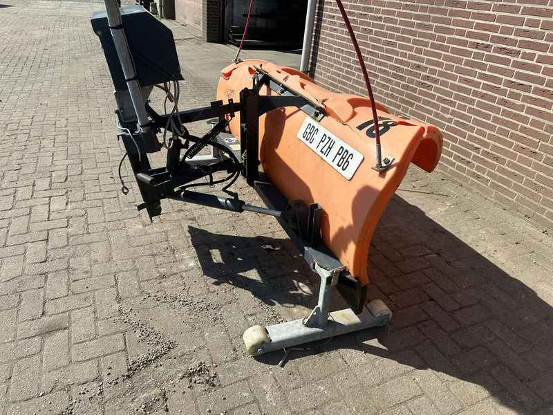 NIDO - Sniego peilis: foto 3 NIDO - Sniego peilis: foto 3