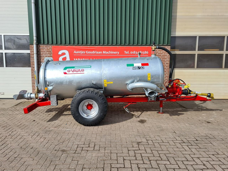 Vaia waterwagen MB32 - Mėšlo kratytuvas: foto 1 Vaia waterwagen MB32 - Mėšlo kratytuvas: foto 1