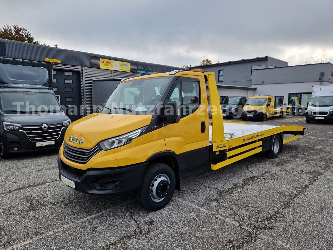 Iveco DAILY 70C18 Festplateau Alu Premium Navi ACC - Evakuatorius: foto 2 Iveco DAILY 70C18 Festplateau Alu Premium Navi ACC - Evakuatorius: foto 2