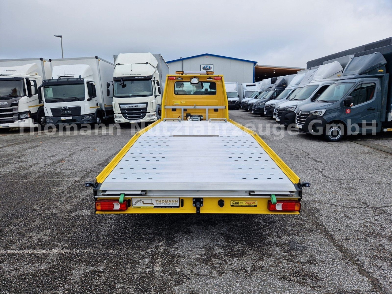 Iveco DAILY 70C18 Festplateau Alu Premium Navi ACC - Evakuatorius: foto 4 Iveco DAILY 70C18 Festplateau Alu Premium Navi ACC - Evakuatorius: foto 4