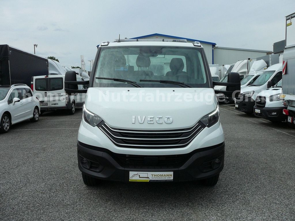Iveco DAILY 70C18 Schiebeplateu Hubbrille Luftfed Navi Iveco DAILY 70C18 Schiebeplateu Hubbrille Luftfed Navi - Evakuatorius, Komercinis automobilis: foto 4 Iveco DAILY 70C18 Schiebeplateu Hubbrille Luftfed Navi Iveco DAILY 70C18 Schiebeplateu Hubbrille Luftfed Navi - Evakuatorius, Komercinis automobilis: foto 4