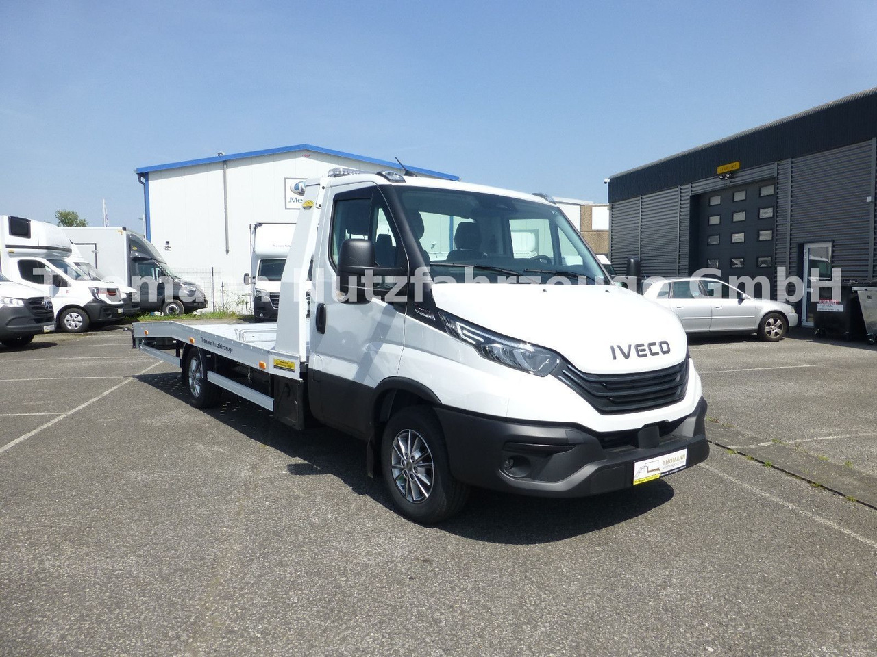 Iveco Daily 35S18 Autotransporter Aut. Luftfed. NAVI - Evakuatorius: foto 2 Iveco Daily 35S18 Autotransporter Aut. Luftfed. NAVI - Evakuatorius: foto 2