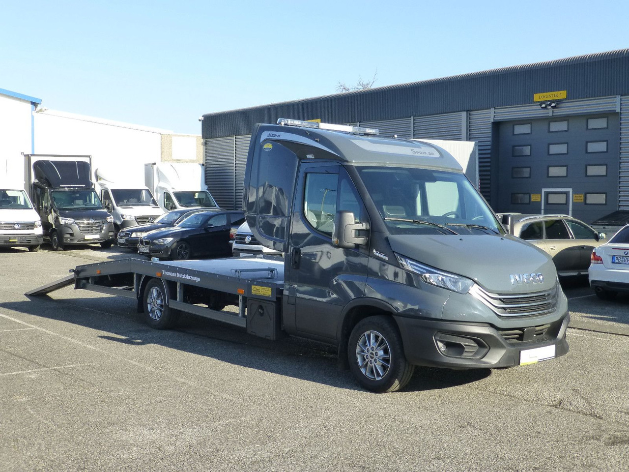Iveco Daily 35S18 Autotransporter NAVI Schlafkabine - Evakuatorius: foto 5 Iveco Daily 35S18 Autotransporter NAVI Schlafkabine - Evakuatorius: foto 5