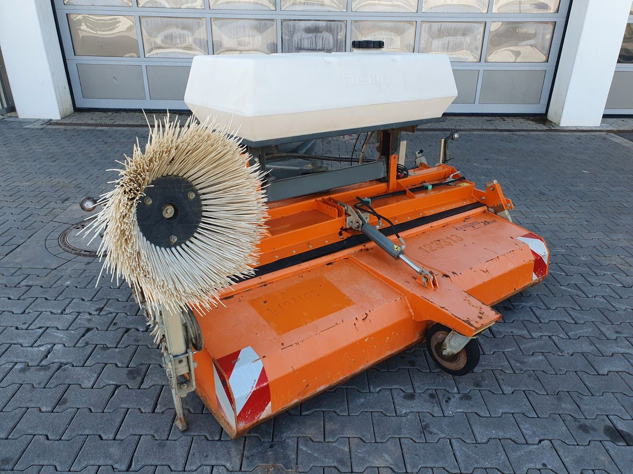 Bema 25 Dual Kehrmaschine / 2.050 mm / 2020 - Rotacinė šluota: foto 2 Bema 25 Dual Kehrmaschine / 2.050 mm / 2020 - Rotacinė šluota: foto 2