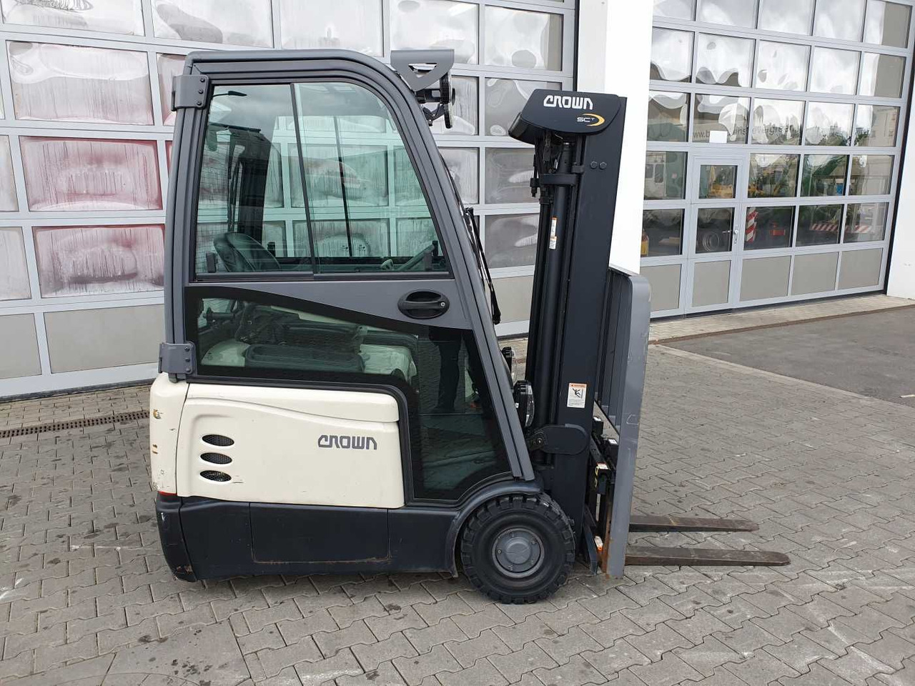 Crown SCT6020-1.3 /Triplex: 4.30m / SS / 1.185h! - Elektrinis krautuvas: foto 3 Crown SCT6020-1.3 /Triplex: 4.30m / SS / 1.185h! - Elektrinis krautuvas: foto 3