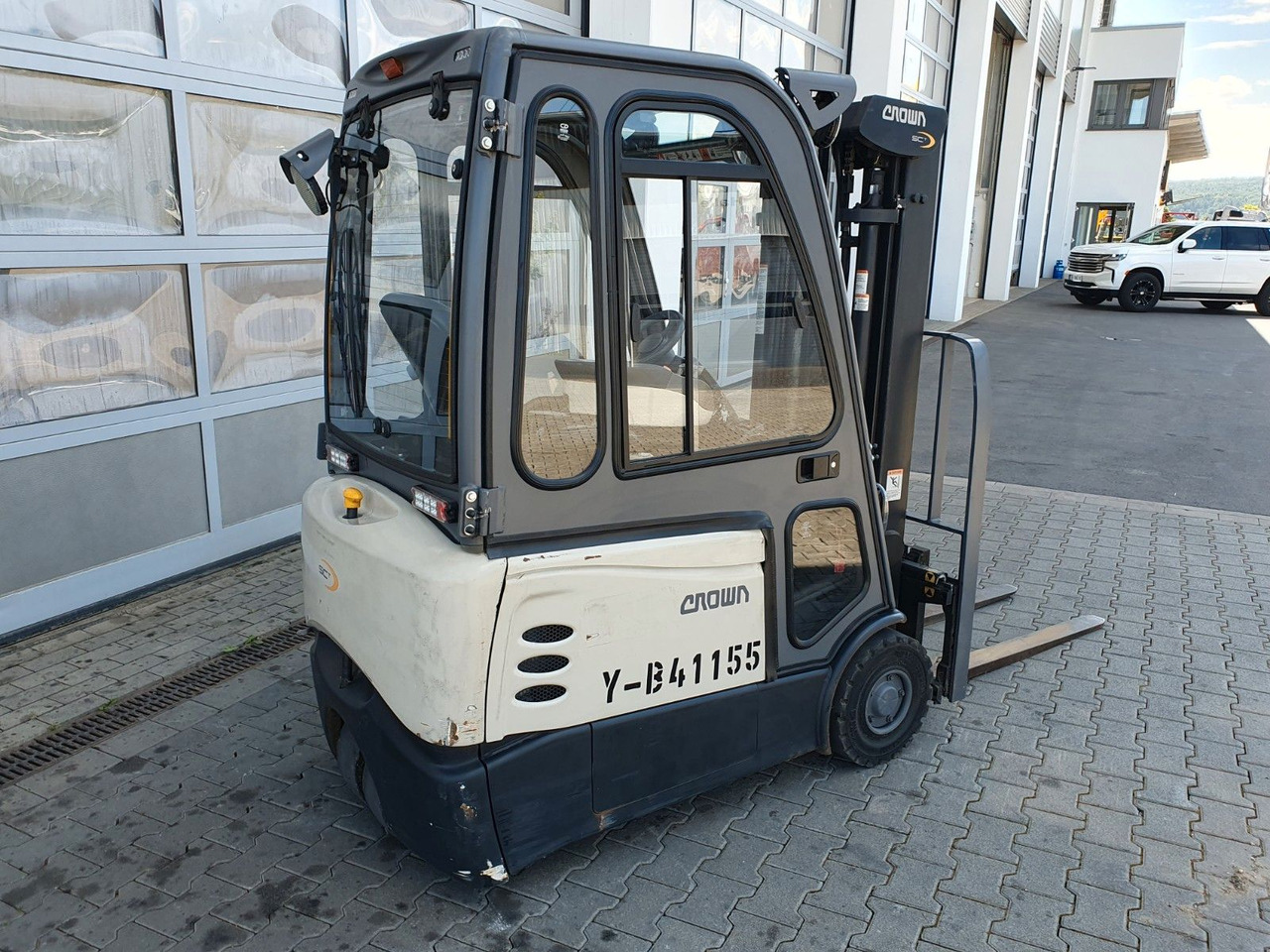 Crown SCT6020-1.3 / Triplex 4,3m / 2.658h / 2020 - Elektrinis krautuvas: foto 3 Crown SCT6020-1.3 / Triplex 4,3m / 2.658h / 2020 - Elektrinis krautuvas: foto 3