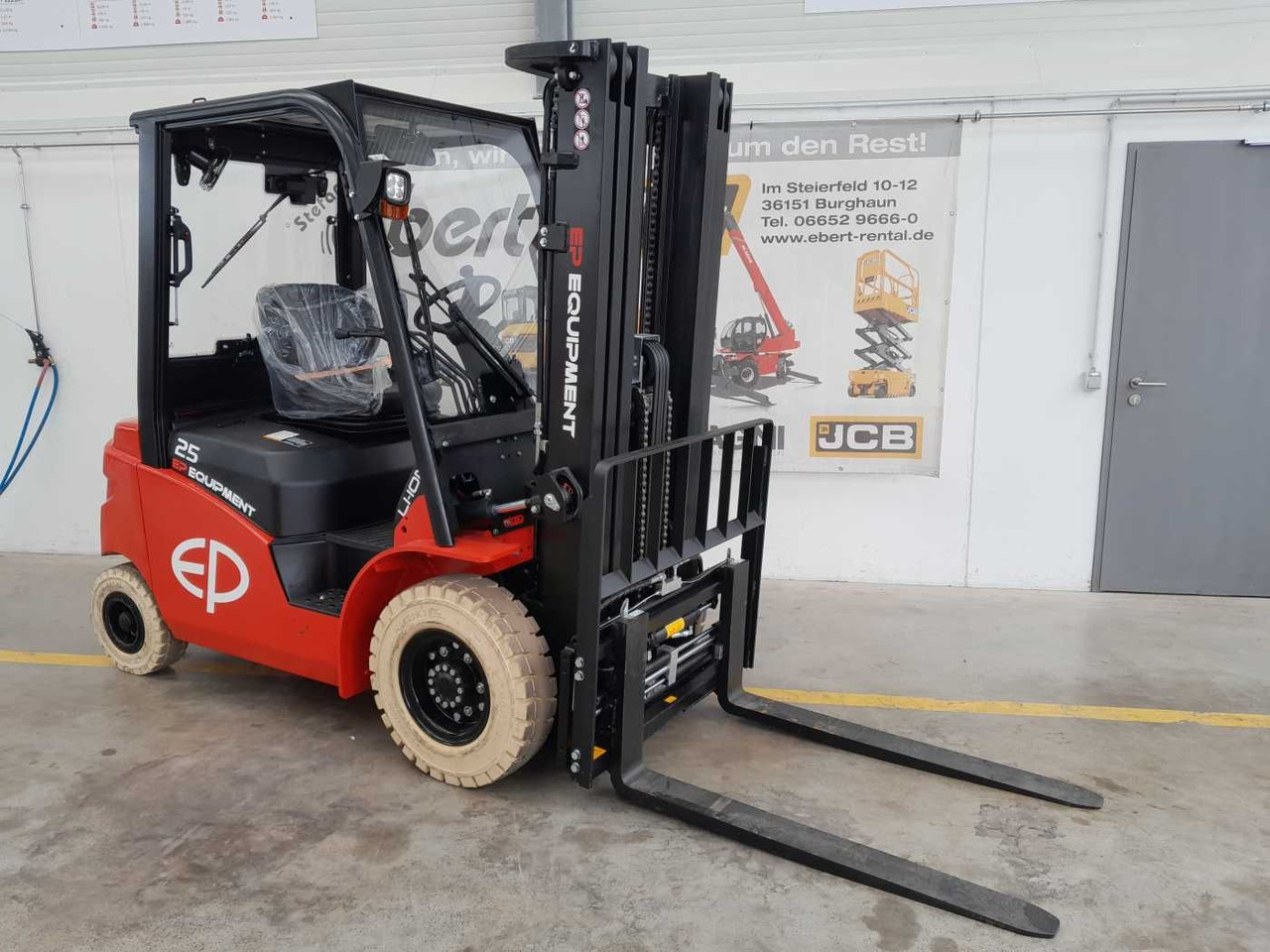 EP Equipment EFL253 / Triplex: 4,80m / SS / Neu - Elektrinis krautuvas: foto 4 EP Equipment EFL253 / Triplex: 4,80m / SS / Neu - Elektrinis krautuvas: foto 4