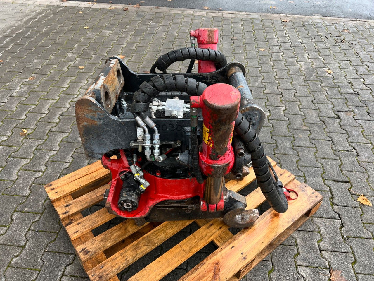 Indexator RT40 / Rototilt R4 / MS10 Sandwich - Rototiltas: foto 5 Indexator RT40 / Rototilt R4 / MS10 Sandwich - Rototiltas: foto 5