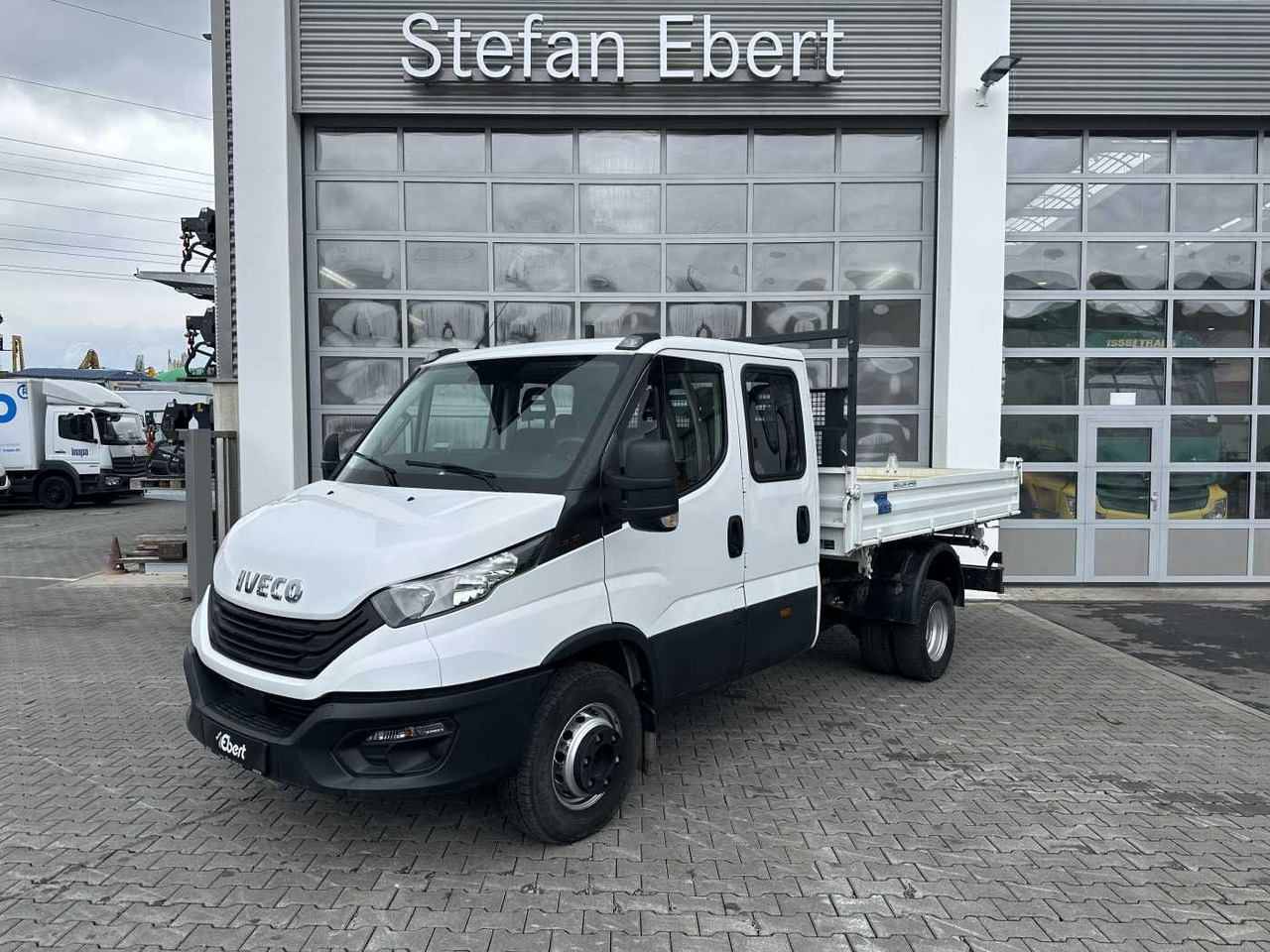 Iveco 70C18H 3-S.Kipper *R.3750mm*7Sitze*AHK* - Mažas savivartis: foto 1 Iveco 70C18H 3-S.Kipper *R.3750mm*7Sitze*AHK* - Mažas savivartis: foto 1