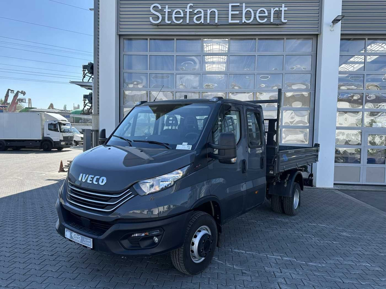 Iveco 70C18H Meiller 3-S.Kipper *R.3750mm*7Sitze*AHK* - Mažas savivartis: foto 1 Iveco 70C18H Meiller 3-S.Kipper *R.3750mm*7Sitze*AHK* - Mažas savivartis: foto 1