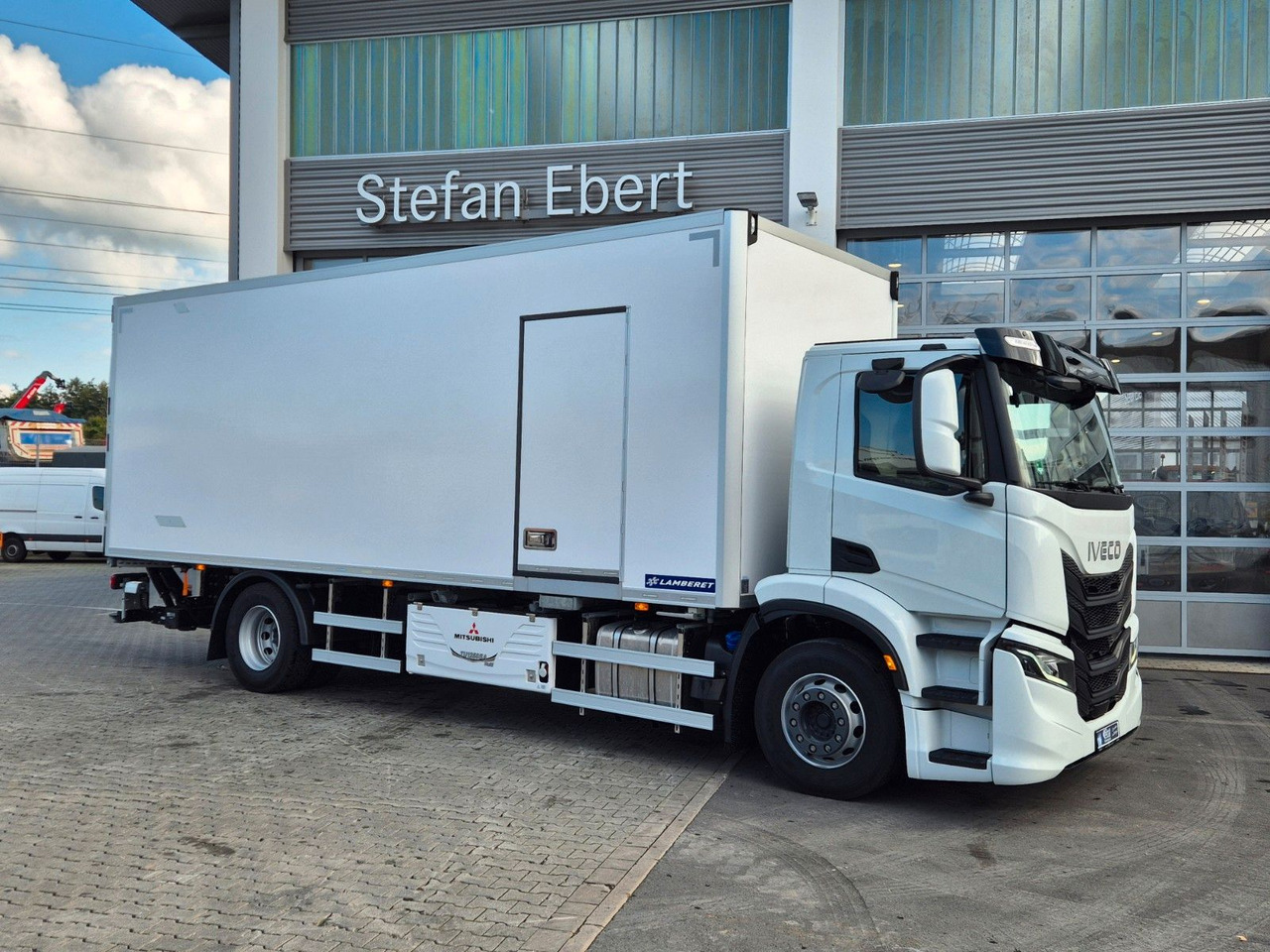 Iveco AD190S40/FP Lamberet Mitsubishi LBW Tür AHK - Refrižeratorius sunkvežimis: foto 4 Iveco AD190S40/FP Lamberet Mitsubishi LBW Tür AHK - Refrižeratorius sunkvežimis: foto 4