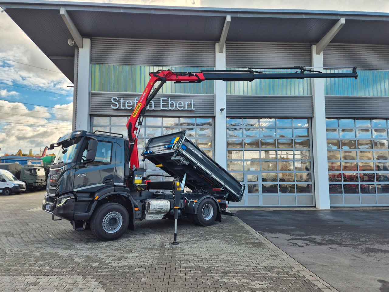 Iveco AD200X46/P HR OFF Palfinger PK 12.501 Funk AHK - Savivartis sunkvežimis, Sunkvežimis su kranu: foto 5 Iveco AD200X46/P HR OFF Palfinger PK 12.501 Funk AHK - Savivartis sunkvežimis, Sunkvežimis su kranu: foto 5