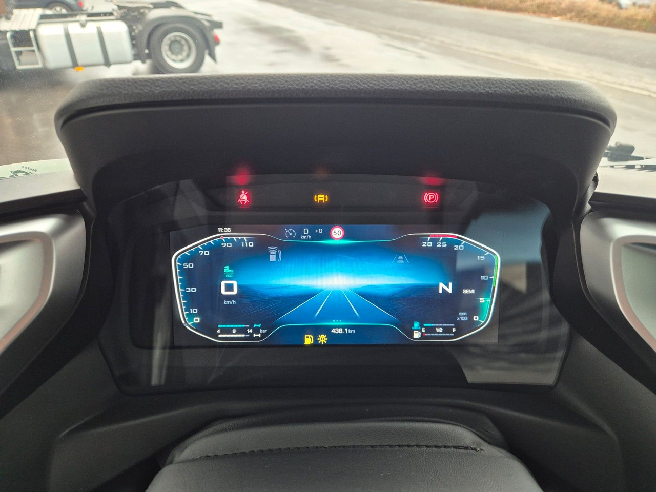 Gėrimų tiekimo sunkvežimis Iveco AS260S50Y/FS 6x2 Böse Schwenkwand + LBW 2 x AHK: foto 17 Gėrimų tiekimo sunkvežimis Iveco AS260S50Y/FS 6x2 Böse Schwenkwand + LBW 2 x AHK: foto 17