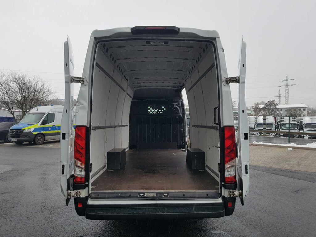 Iveco Daily 35 S16 A8 V *Klima*Automatik*L4.100mm* - Krovininis mikroautobusas: foto 5 Iveco Daily 35 S16 A8 V *Klima*Automatik*L4.100mm* - Krovininis mikroautobusas: foto 5