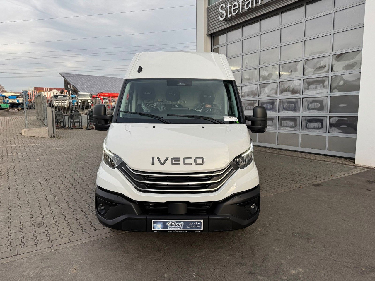 Iveco Daily 35C21 HA8 *R4.100mm*AHK*LED*Automatik* - Krovininis mikroautobusas: foto 3 Iveco Daily 35C21 HA8 *R4.100mm*AHK*LED*Automatik* - Krovininis mikroautobusas: foto 3