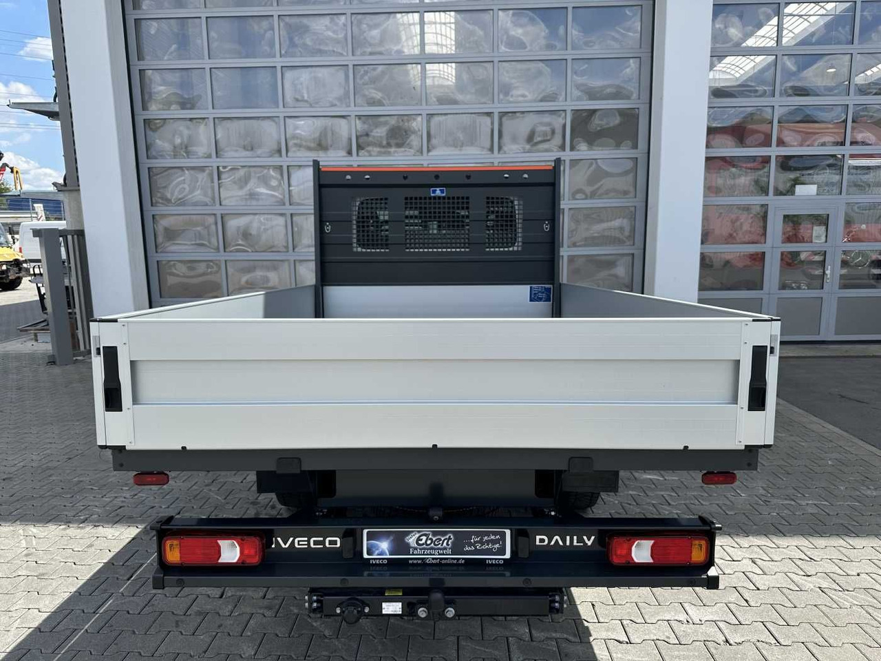 Iveco Daily 35S16 H 3.0L *R3.750mm*AHK*Automatik* 2x - Bortinis automobilis: foto 5 Iveco Daily 35S16 H 3.0L *R3.750mm*AHK*Automatik* 2x - Bortinis automobilis: foto 5