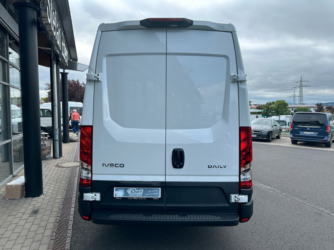 Iveco Daily 35S16 HA8 3.0L *R4.100mm*Automatik*Kamera* - Krovininis mikroautobusas: foto 5 Iveco Daily 35S16 HA8 3.0L *R4.100mm*Automatik*Kamera* - Krovininis mikroautobusas: foto 5