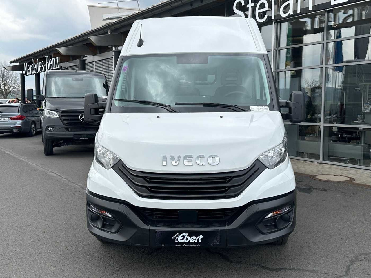 Iveco Daily 35S16 *Klima*L3.520mm* - Krovininis mikroautobusas: foto 2 Iveco Daily 35S16 *Klima*L3.520mm* - Krovininis mikroautobusas: foto 2