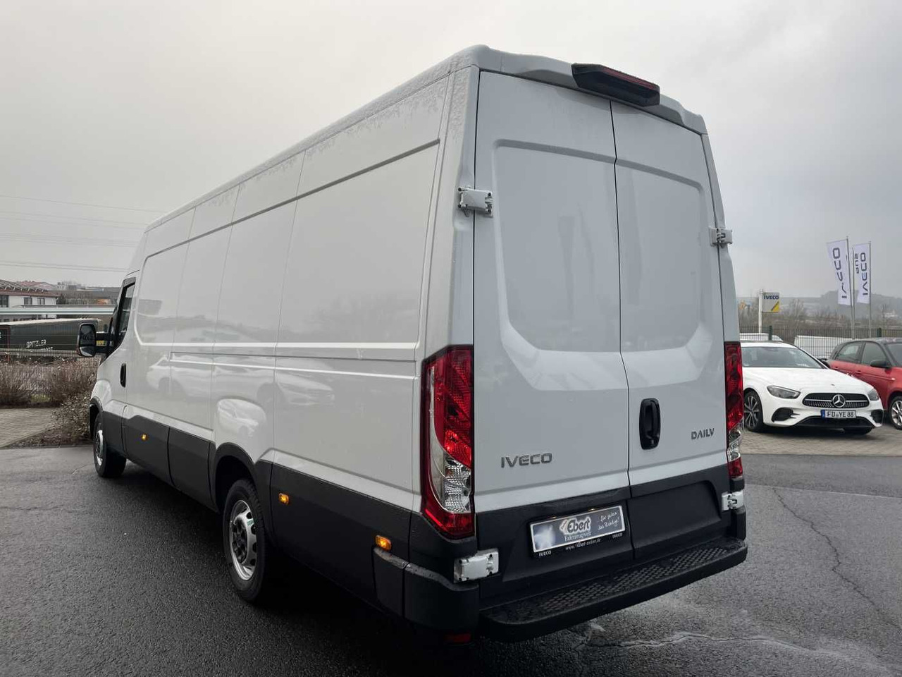 Iveco Daily 35S16V *Klima*R4.100mm* - Krovininis mikroautobusas: foto 4 Iveco Daily 35S16V *Klima*R4.100mm* - Krovininis mikroautobusas: foto 4