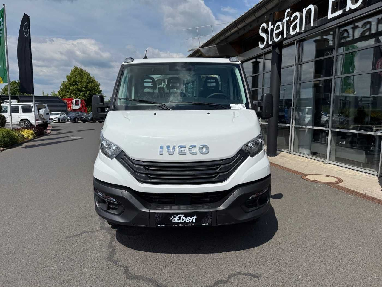 Iveco Daily 50C18 HA8 3.0L *R4.350mm*Klima*Automatik* - Važiuoklės sunkvežimis: foto 2 Iveco Daily 50C18 HA8 3.0L *R4.350mm*Klima*Automatik* - Važiuoklės sunkvežimis: foto 2