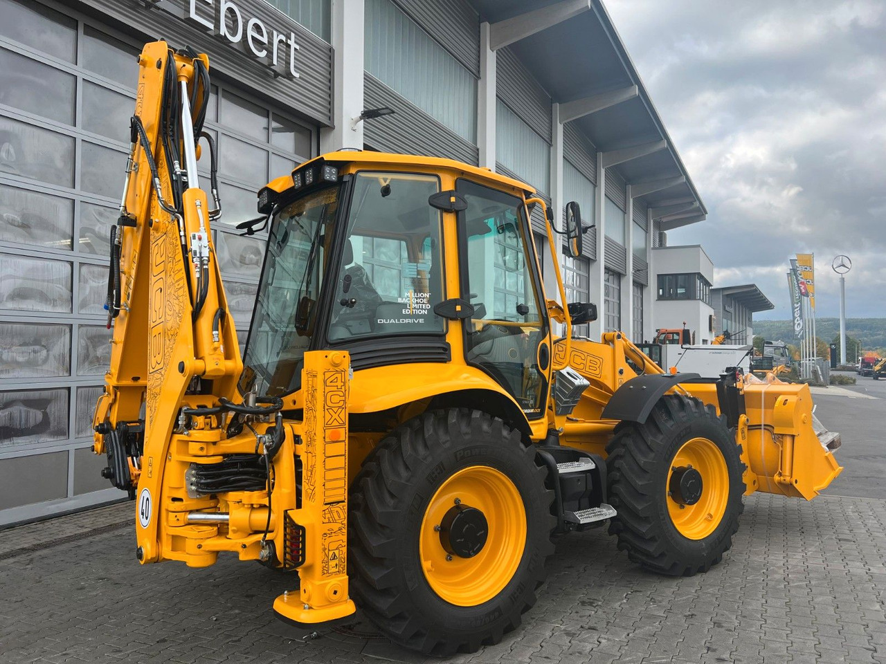 JCB 4CX / Klappschaufel / Dual Drive / Sonderedition - Ekskavatorius-krautuvas: foto 3 JCB 4CX / Klappschaufel / Dual Drive / Sonderedition - Ekskavatorius-krautuvas: foto 3