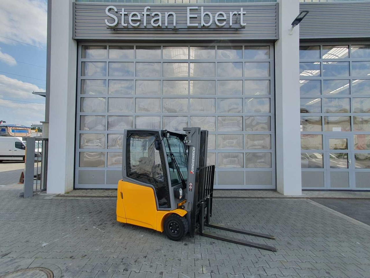 Jungheinrich EFG 215 / Triplex 4.25m / SS / nur 1.680h / 2021 - Elektrinis krautuvas: foto 1 Jungheinrich EFG 215 / Triplex 4.25m / SS / nur 1.680h / 2021 - Elektrinis krautuvas: foto 1