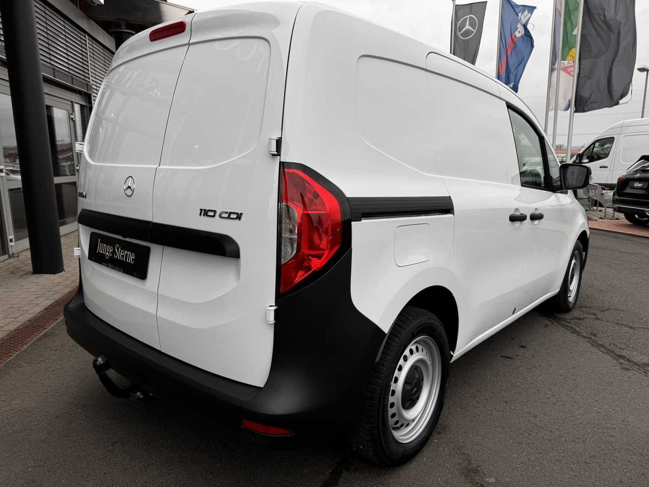 Mercedes-Benz Citan 110 CDI Klima Kamera MBUX SHZ Tempomat AHK - Kita technika: foto 4 Mercedes-Benz Citan 110 CDI Klima Kamera MBUX SHZ Tempomat AHK - Kita technika: foto 4