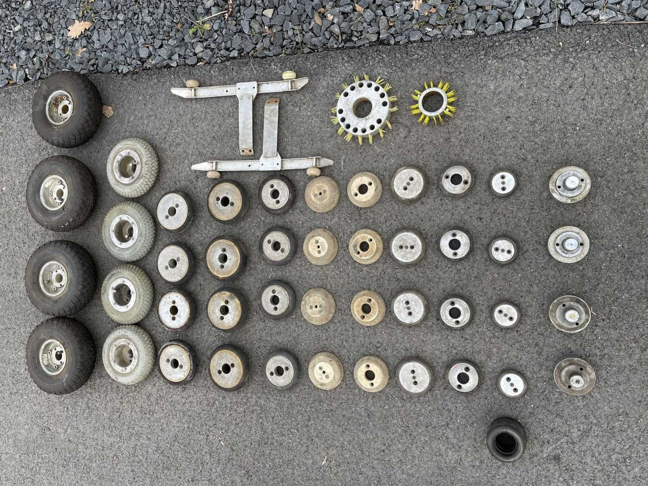 Mercedes-Benz Kanal Rohr TV Kamera Inspektion Ibak - Kita technika: foto 3 Mercedes-Benz Kanal Rohr TV Kamera Inspektion Ibak - Kita technika: foto 3