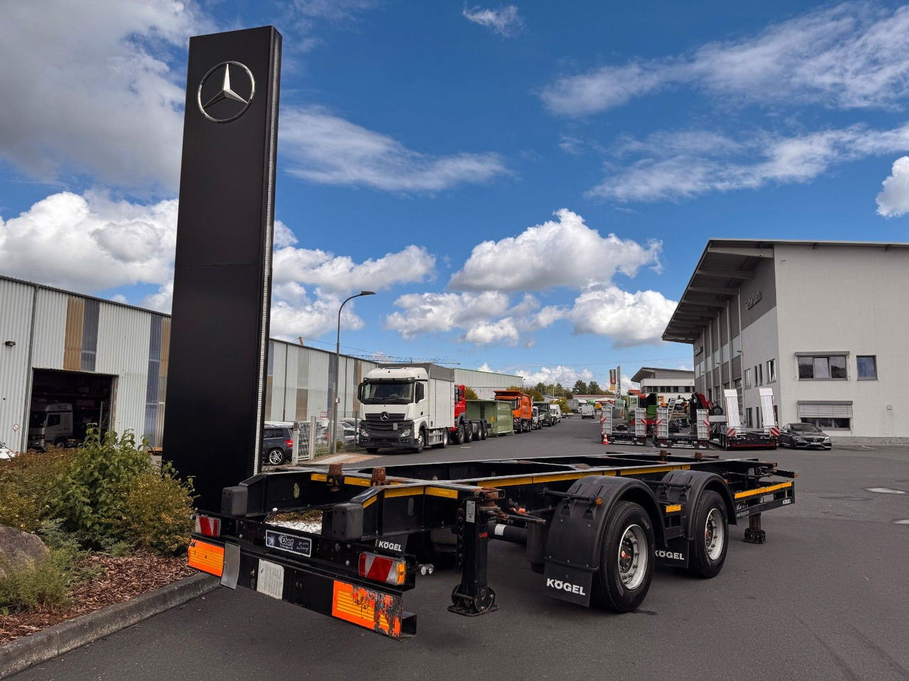 Kögel ZW 18 Lafette SAF Achsen 15.910kg Nutzlast - Konteineris-vežimus/ Sukeisti kūną priekaba: foto 1 Kögel ZW 18 Lafette SAF Achsen 15.910kg Nutzlast - Konteineris-vežimus/ Sukeisti kūną priekaba: foto 1
