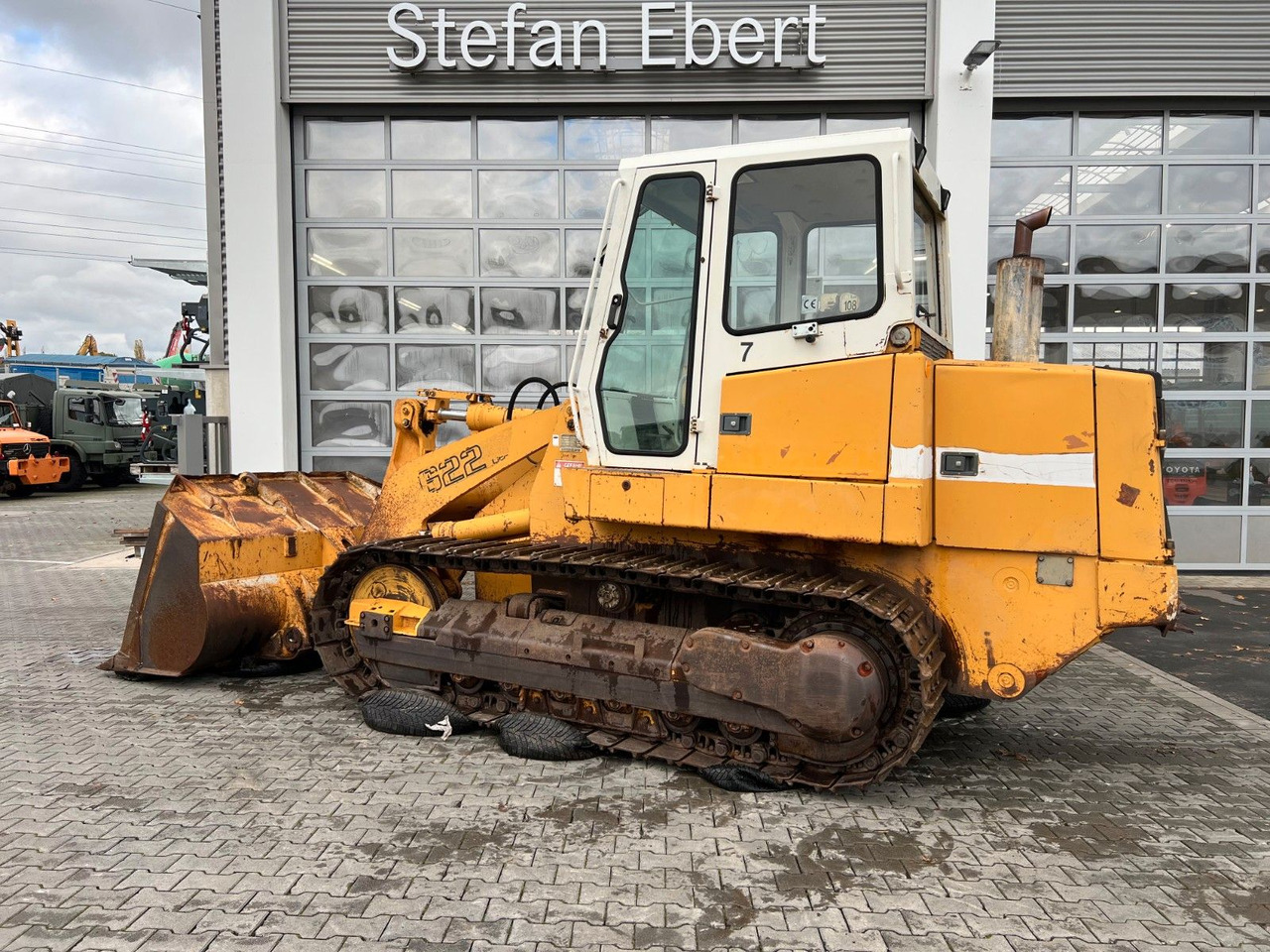 Liebherr LR 622 Laderaupe / 9.594h / 1996 - Buldozeris: foto 1 Liebherr LR 622 Laderaupe / 9.594h / 1996 - Buldozeris: foto 1