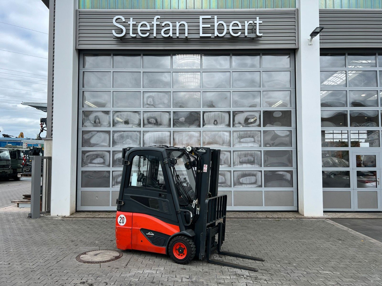 Linde E14 - 01 / Triplex: 4.10m! / SS / nur 2.612h! - Elektrinis krautuvas: foto 1 Linde E14 - 01 / Triplex: 4.10m! / SS / nur 2.612h! - Elektrinis krautuvas: foto 1