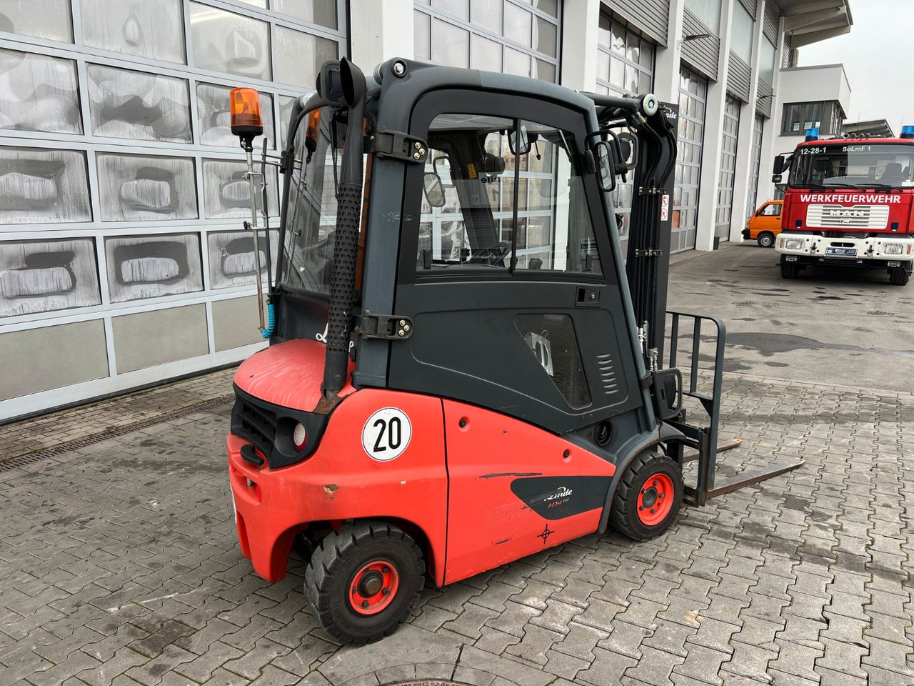 Linde H14D-01 / Triplex: 4.60m! / SS / nur 1.672h! - Dyzelinis krautuvas: foto 3 Linde H14D-01 / Triplex: 4.60m! / SS / nur 1.672h! - Dyzelinis krautuvas: foto 3