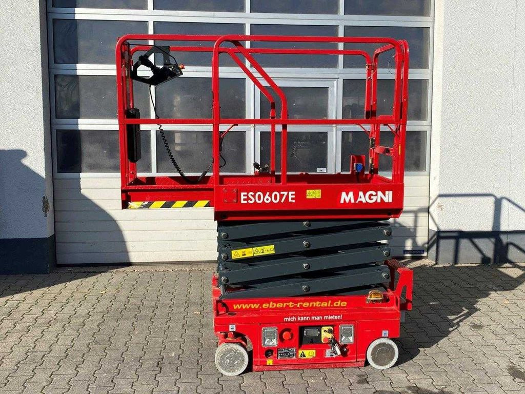 Magni ES0607E Scherenbühne // 5.6m Arbeitshöhe - Žirklinis keltuvas: foto 2 Magni ES0607E Scherenbühne // 5.6m Arbeitshöhe - Žirklinis keltuvas: foto 2