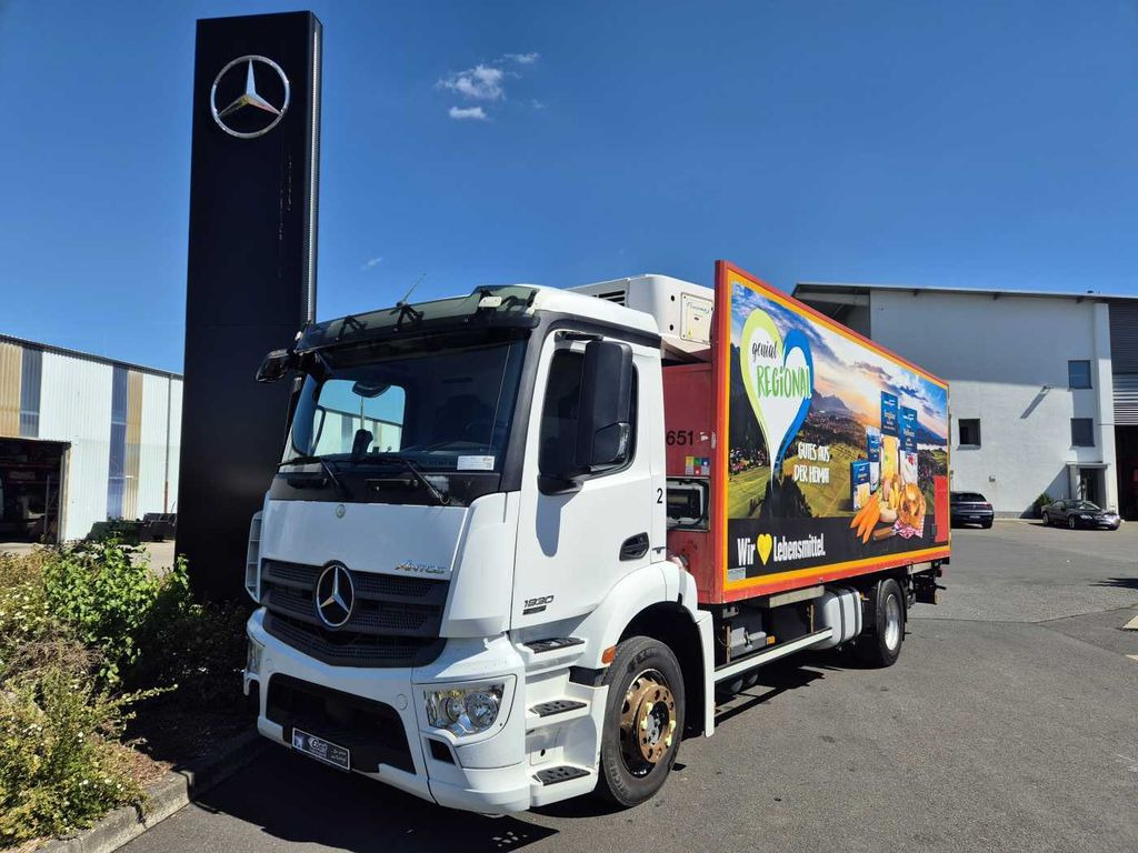 Mercedes-Benz Antos 1830 LL 4x2 Ladebordwand Carrier Supra 750 - Refrižeratorius sunkvežimis: foto 1 Mercedes-Benz Antos 1830 LL 4x2 Ladebordwand Carrier Supra 750 - Refrižeratorius sunkvežimis: foto 1