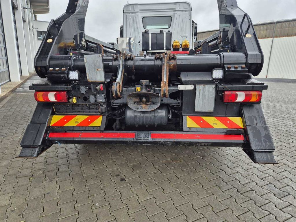 Nuožulnaus pakėlimo ant platformos sunkvežimis Mercedes-Benz Arocs 2543 L 6x2/4 Hiab TS 2018 TAZ Funk: foto 7