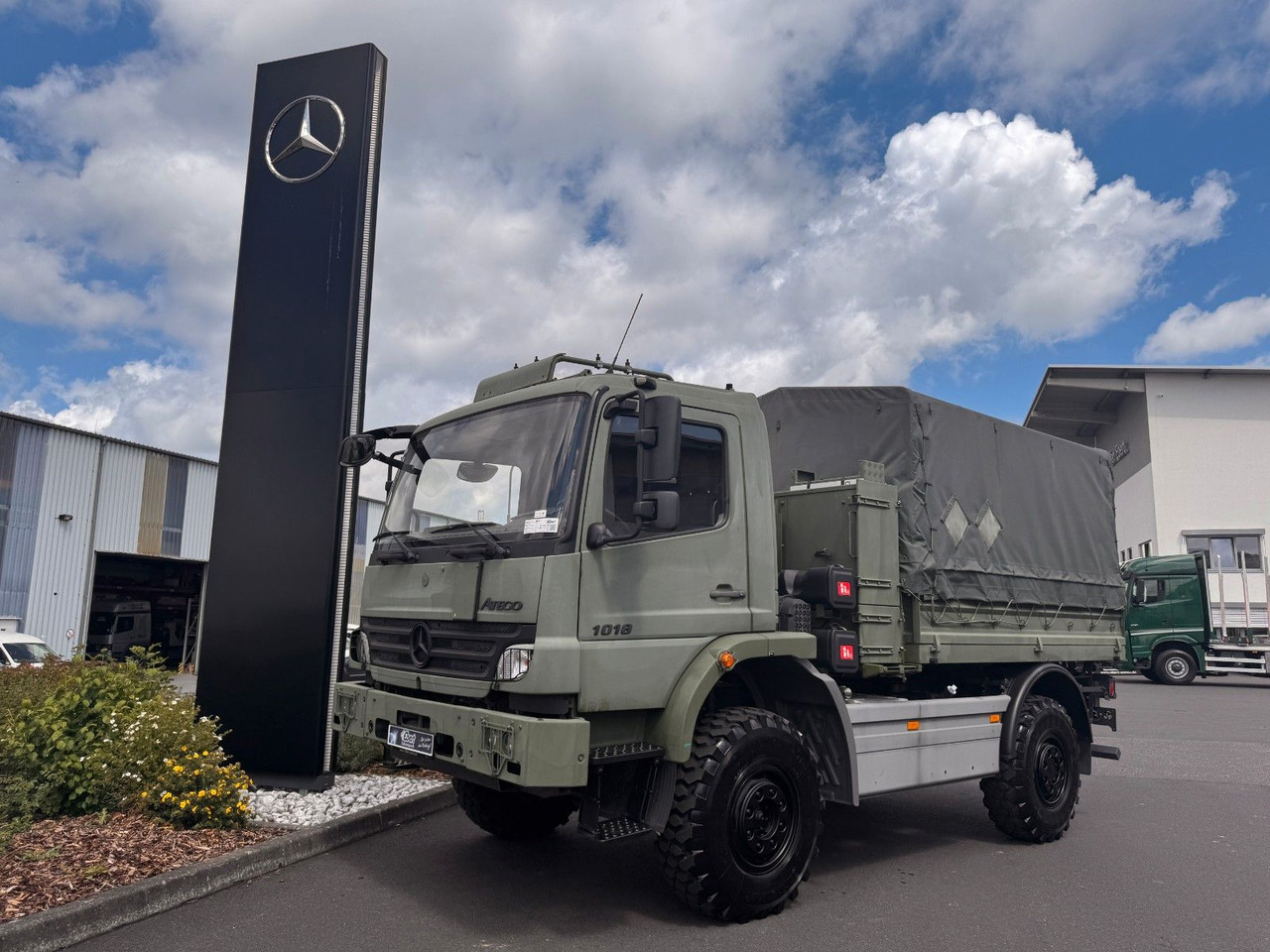 Mercedes-Benz Atego 1018 A 4x4 Singlebereifung 7 Stück vorh. - Platforminis/ Bortinis sunkvežimis: foto 1 Mercedes-Benz Atego 1018 A 4x4 Singlebereifung 7 Stück vorh. - Platforminis/ Bortinis sunkvežimis: foto 1