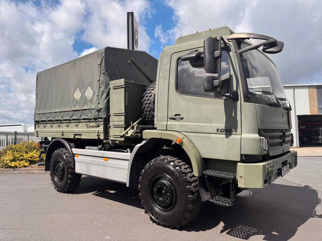 Mercedes-Benz Atego 1018 A 4x4 Singlebereifung 7 Stück vorh. - Platforminis/ Bortinis sunkvežimis: foto 3 Mercedes-Benz Atego 1018 A 4x4 Singlebereifung 7 Stück vorh. - Platforminis/ Bortinis sunkvežimis: foto 3
