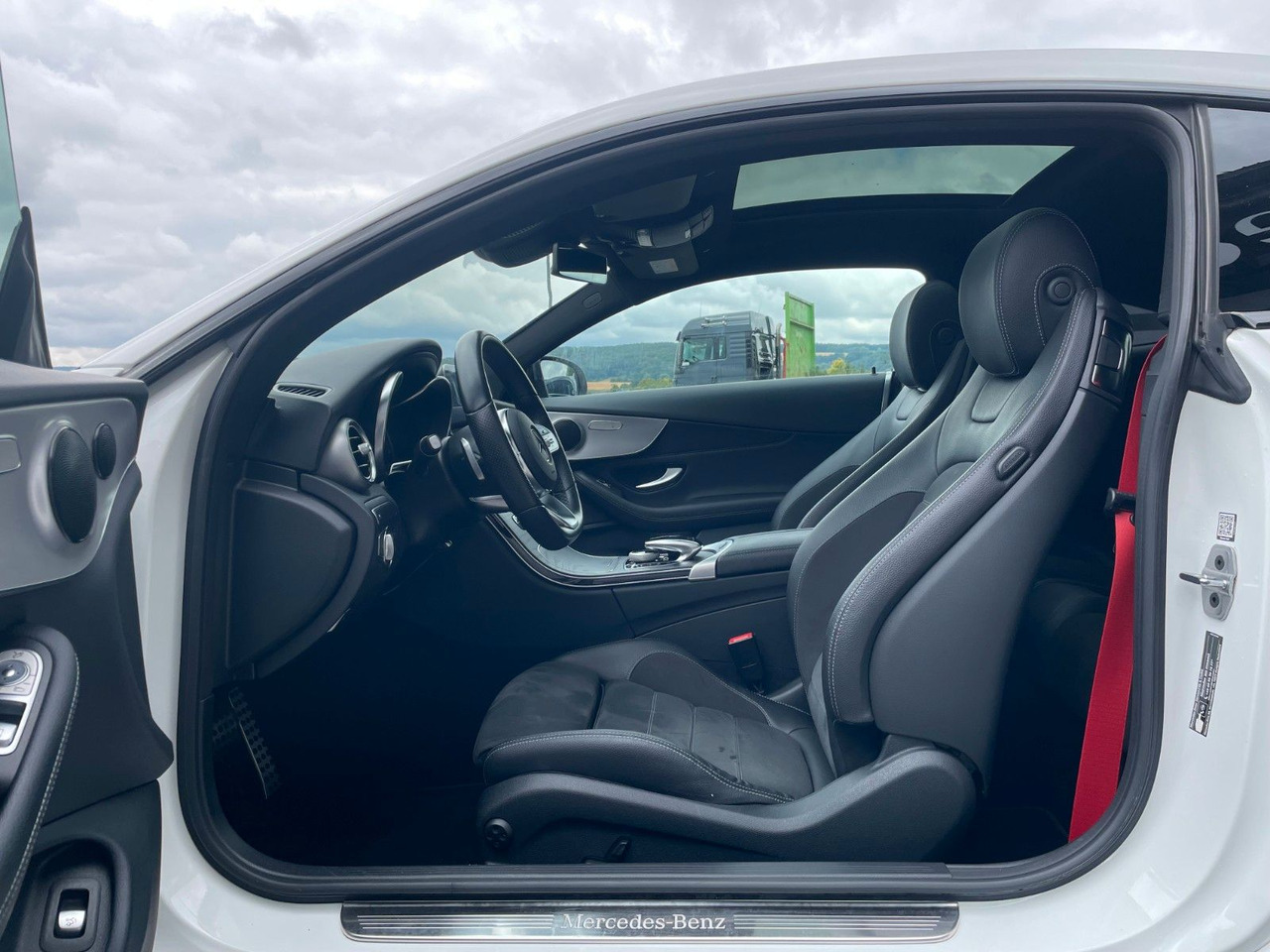 Kupė Mercedes-Benz C 220 d Coupe AMG+Pano+R-Kamera+Night+Carplay: foto 9