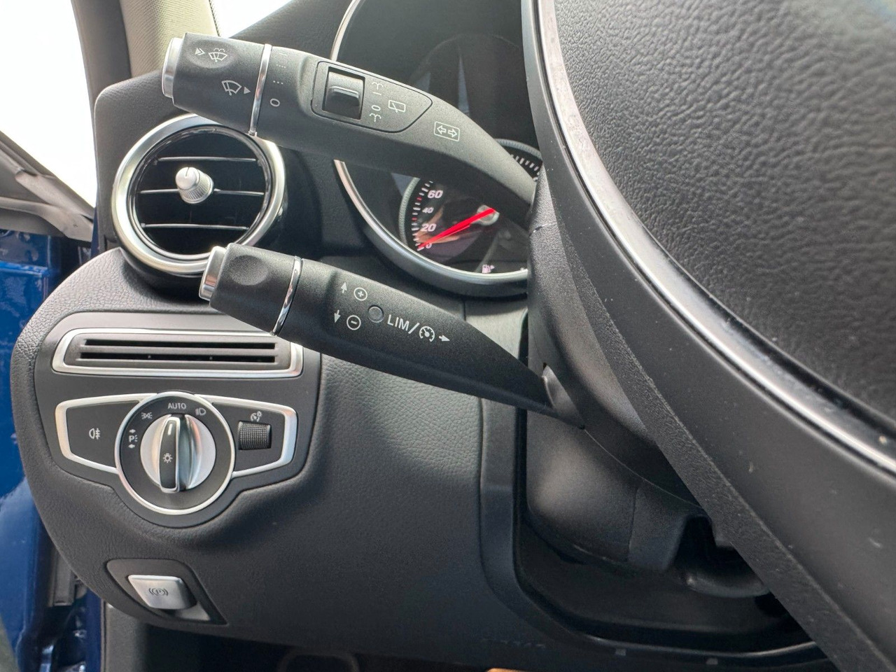 Universalas Mercedes-Benz C 300 T Avantgarde+Ambiente+LED+IHC+SpiegelP: foto 20
