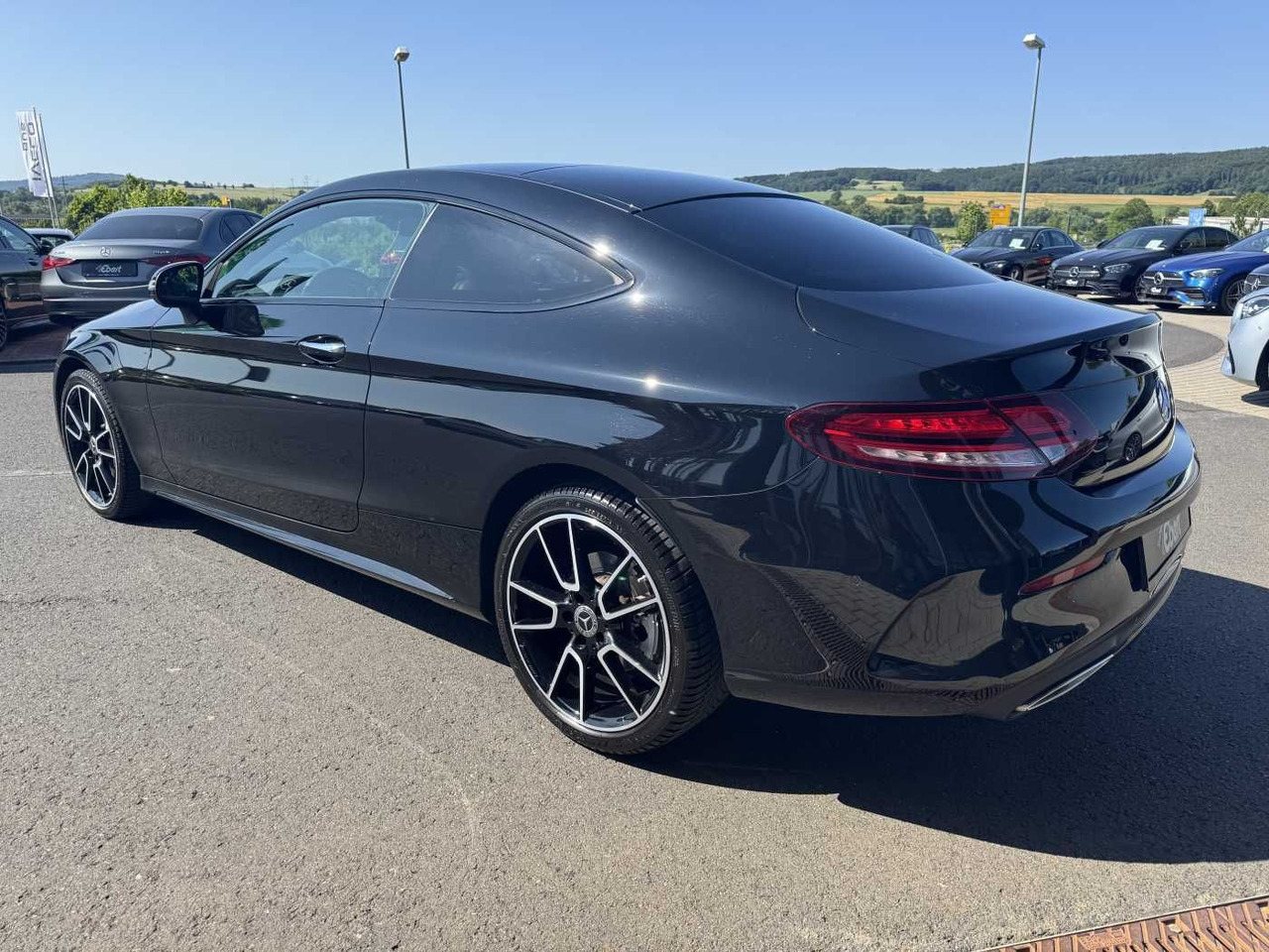 Mercedes-Benz C 400 4M AMG Coupe Pano+Burm+Distr+Memory+360 - Lengvasis automobilis: foto 3 Mercedes-Benz C 400 4M AMG Coupe Pano+Burm+Distr+Memory+360 - Lengvasis automobilis: foto 3