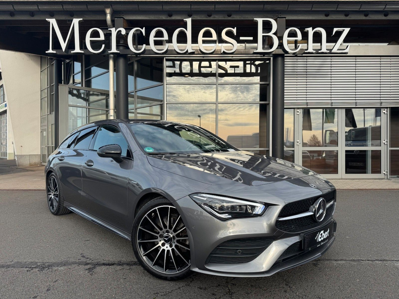 Mercedes-Benz CLA 200d SB Edition+AMG+AHK+MultiBeam+Ambiente - Universalas: foto 1 Mercedes-Benz CLA 200d SB Edition+AMG+AHK+MultiBeam+Ambiente - Universalas: foto 1